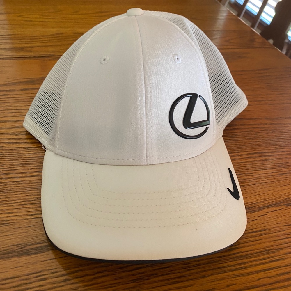 Nike Lexus hat small/medium flex fit